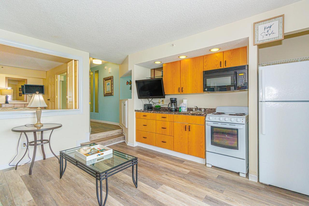 Beach Colony Resort Unit 1405 - Beautiful Oceanfront Condo - 1 Bedroom, 1 Bath - Perfect For 6! Myrtle Beach Exterior foto